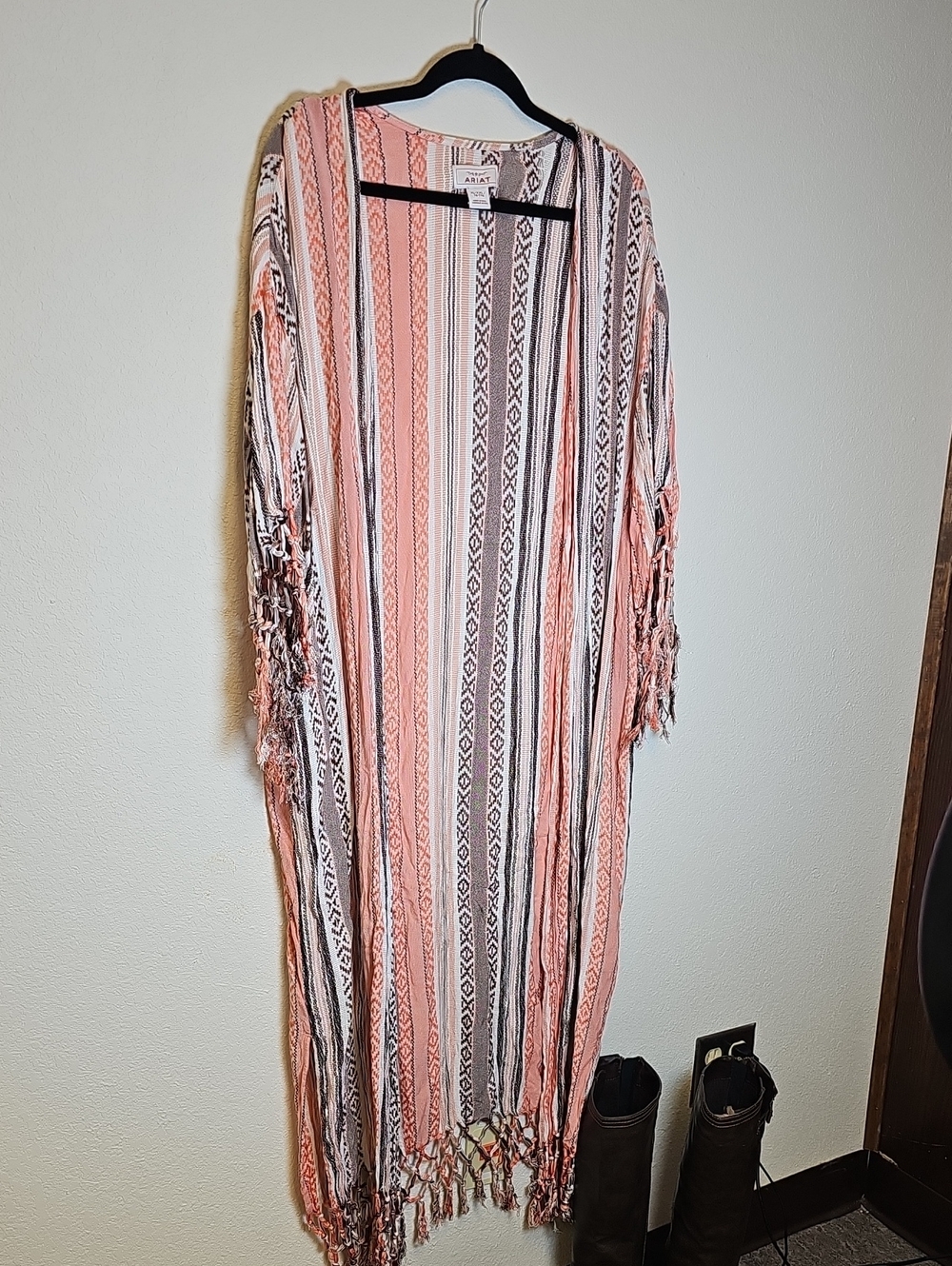 Ariat NWOT Coral and White Boho Fringe Maxi Kimono COVER UP XL - 2XL